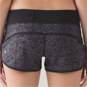 Lululemon Speed Short 2.5”LR*4-Way Stretch, Size 4